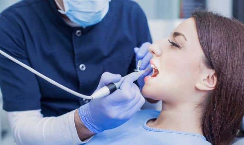 difference between esthetic dentistry and cosmetic dentistry